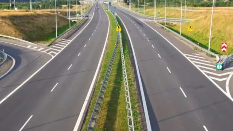 The Countrys Roads Will Be Better Than Americas In The The Country'S Roads Will Be Better Than America'S In The Next 1.5 Years. Work Is Ongoing On A 100 Km Highway Every Day.