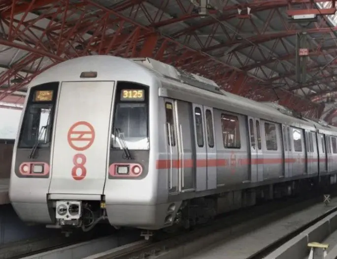 Ipl Matches Return: Dmrc Extends Metro Services Late Night For Spectators In Delhi Amidst Improved India-Pakistan Relations.