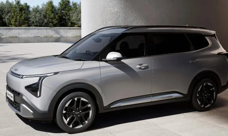 Unveiled The 2025 Kia Carens Clavis It Has Over 20 Unveiled The 2025 Kia Carens Clavis; It Has Over 20 Safety Features And A High-Quality Interior. Find Out When It Will Be Launched.