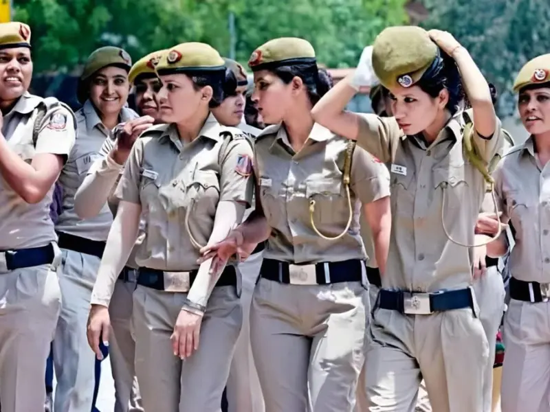 Delhi Police Job Announced 2025 8000 Jobs Announced For Delhi Police. Many Position To Fit From 12Th To Graduation Via Ssc.