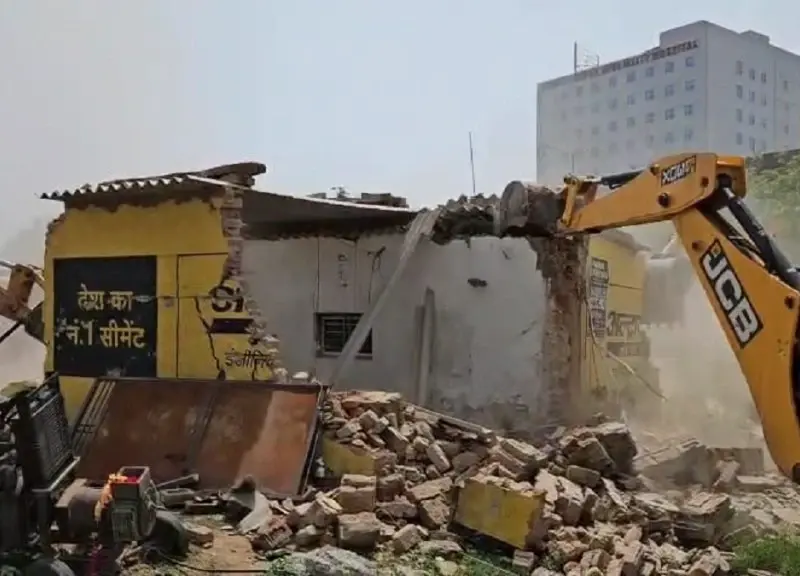 Ncr Bulldozer Action Another Bulldozer Action. 100 Crore Value Land Became Encroachment Free In Just 5 Hours.