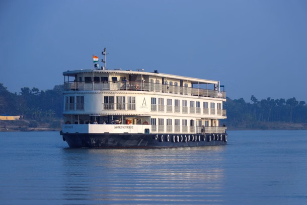 Yamuna Cruise 🌊 Delhi To Launch Yamuna River Cruise By December — Cafes, 90-Seat Vessel, And New Tourism Boost Coming Soon