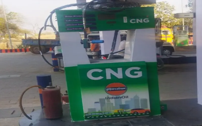 Cng Shortage Disrupts Mumbai Transport As Over 44% Best Buses Run Out Of Fuel Amidst Pipeline Damage Crisis