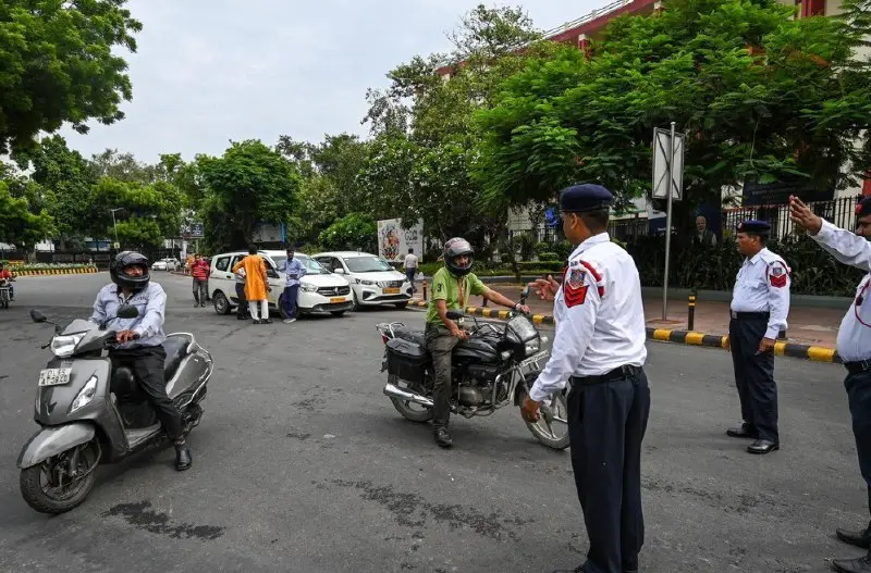 Delhi Government Issues 11,776 Traffic Fines Amid Intensified Actions To Combat Severe Air Pollution And Improve Air Quality.