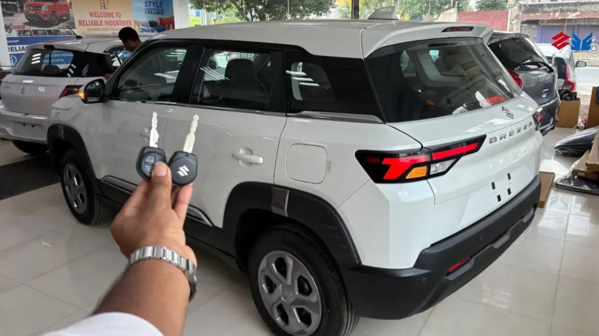 Maruti Launches New Brezza 2025 Model With 29 Kmpl Mileage Maruti Launches New Brezza 2025 Model With 29 Kmpl Mileage, Bold Look &Amp; Premium Features, Leaving Creta Behind