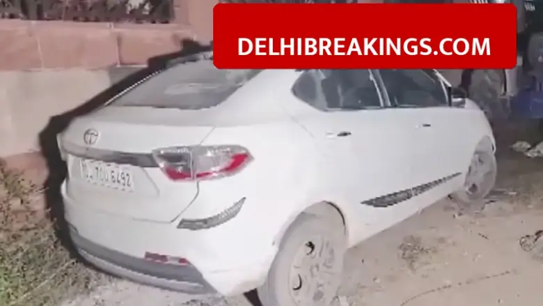 delhibreakings delhi peeragarhi flyover three bodies found police suspect suicide Delhi Peeragarhi Incident: 3 Bodies Found Inside Locked Car, Police Suspect Poisoning